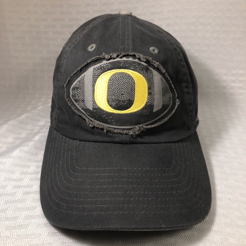 Nike Distressed Look Oregon Rose Bowl Buckle Hat